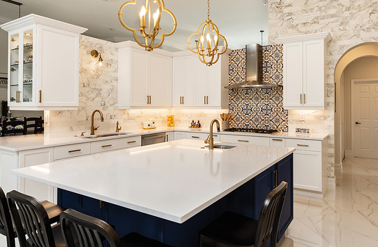 professional-marble-stone-cleaning-in-ktichen A kitchen with white marble counters that has been professionally cleaned by Aladdin Cleaning and Restoration