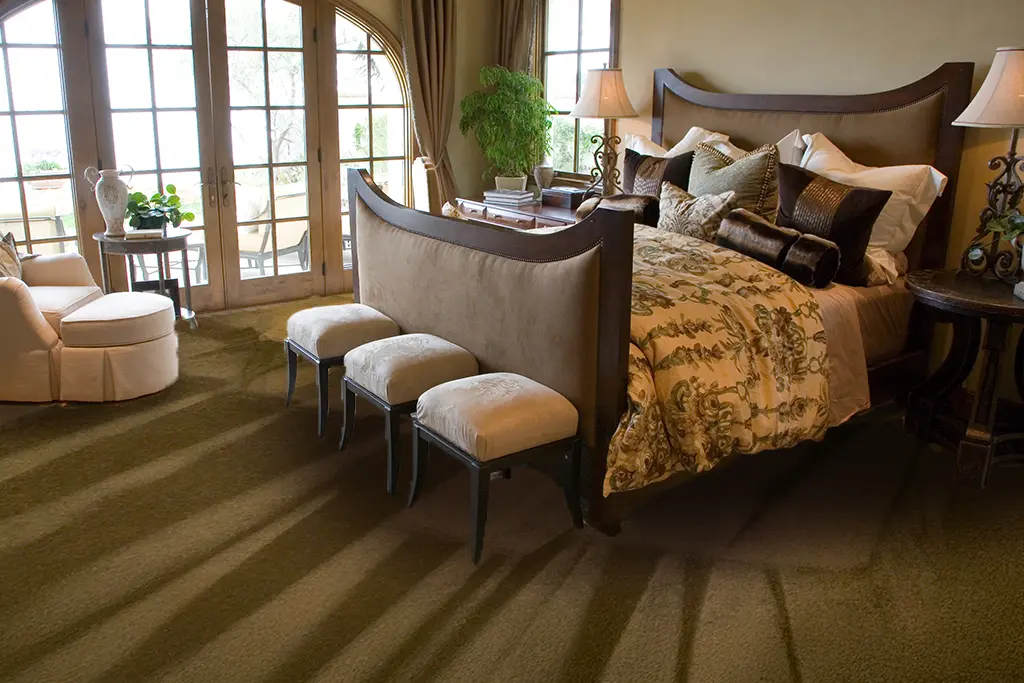 Luxury bedroom with clean carpet